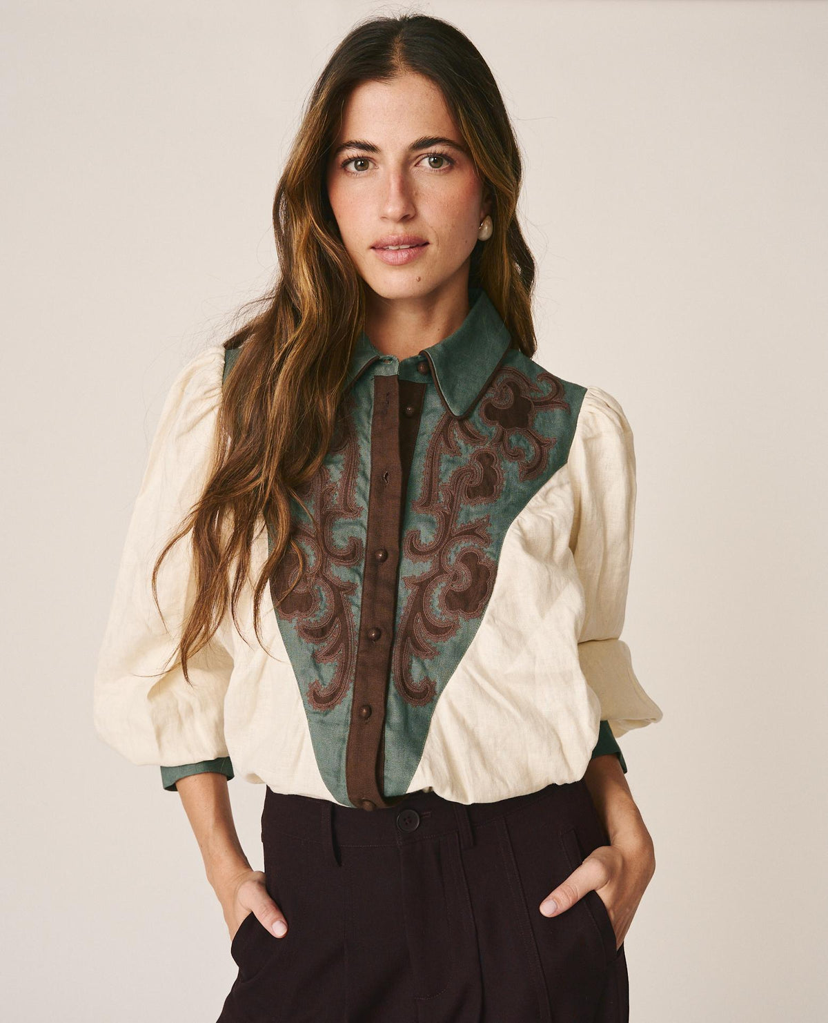 CAMISA LINO BORDADA