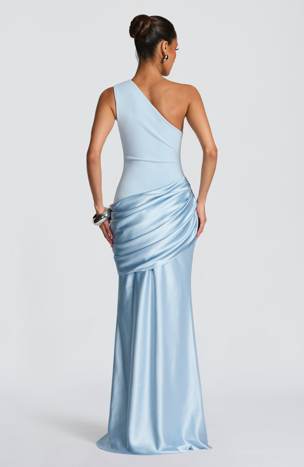 Serafina • Vestido Maxi de Un Solo Hombro Esculpido