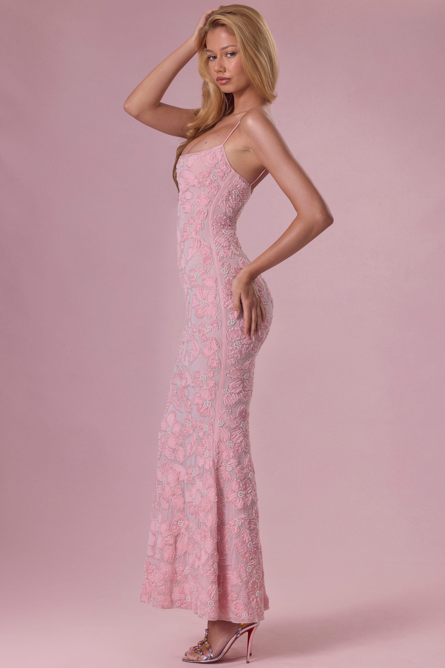 Valora • Vestido Maxi de Cuello Cuadrado