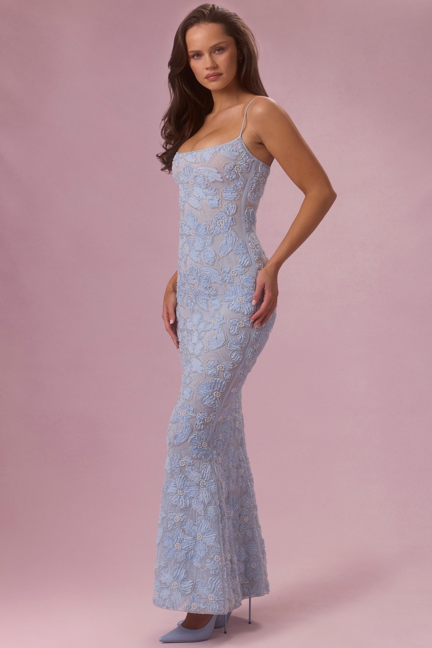 Valora • Vestido Maxi de Cuello Cuadrado