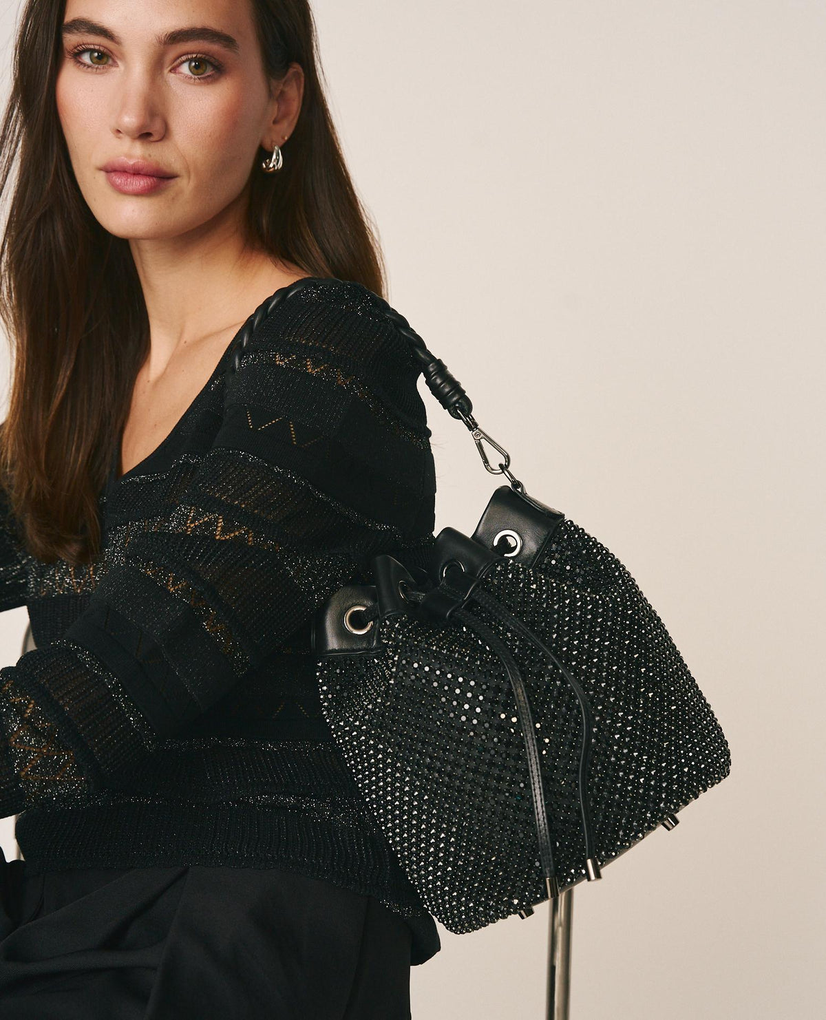 BOLSO BOMBONERA TEXTURIZADO