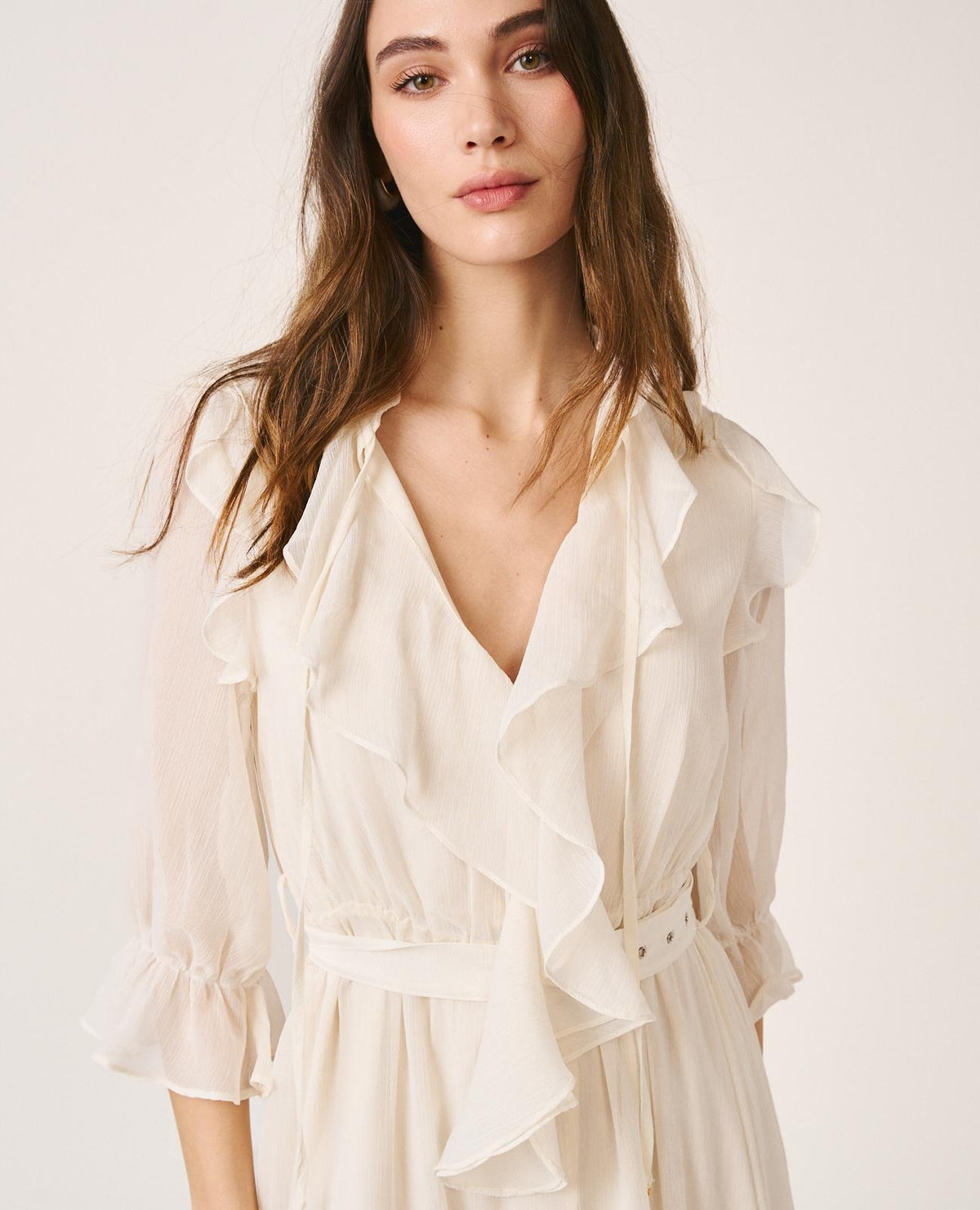 VESTIDO MIDI VOLANTES