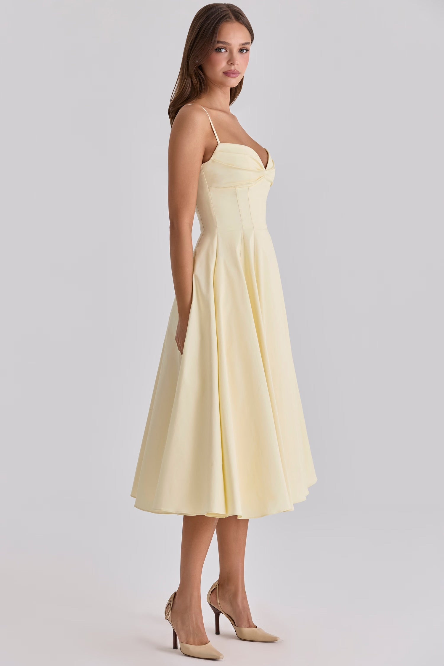 Delali • Vestido Midi Escote Fruncido