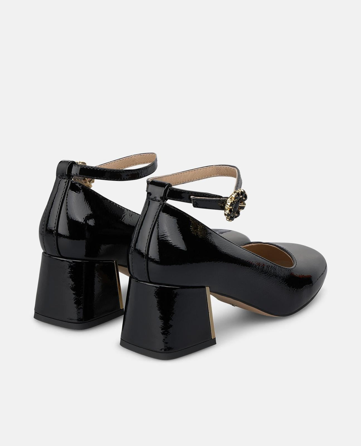 ZAPATO CHAROL CON PULSERA