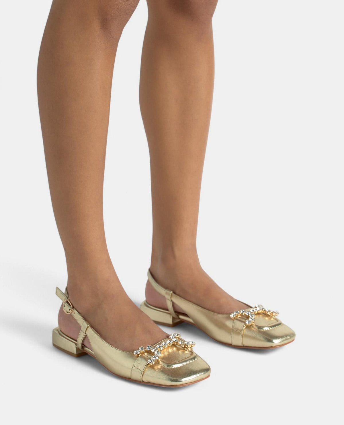 ZAPATO PLANO ESTRIBO PEDRERÍA