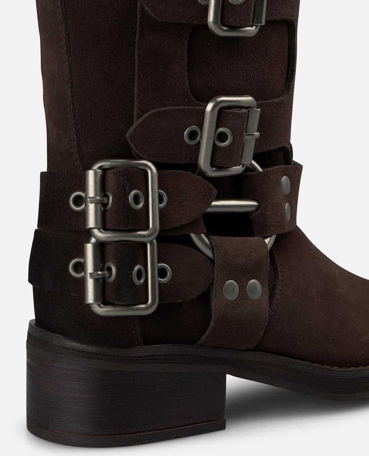 BOTA DE ANTE CON HEBILLAS