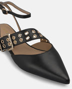 ZAPATO PLANO DE NAPA CON PULSERA
