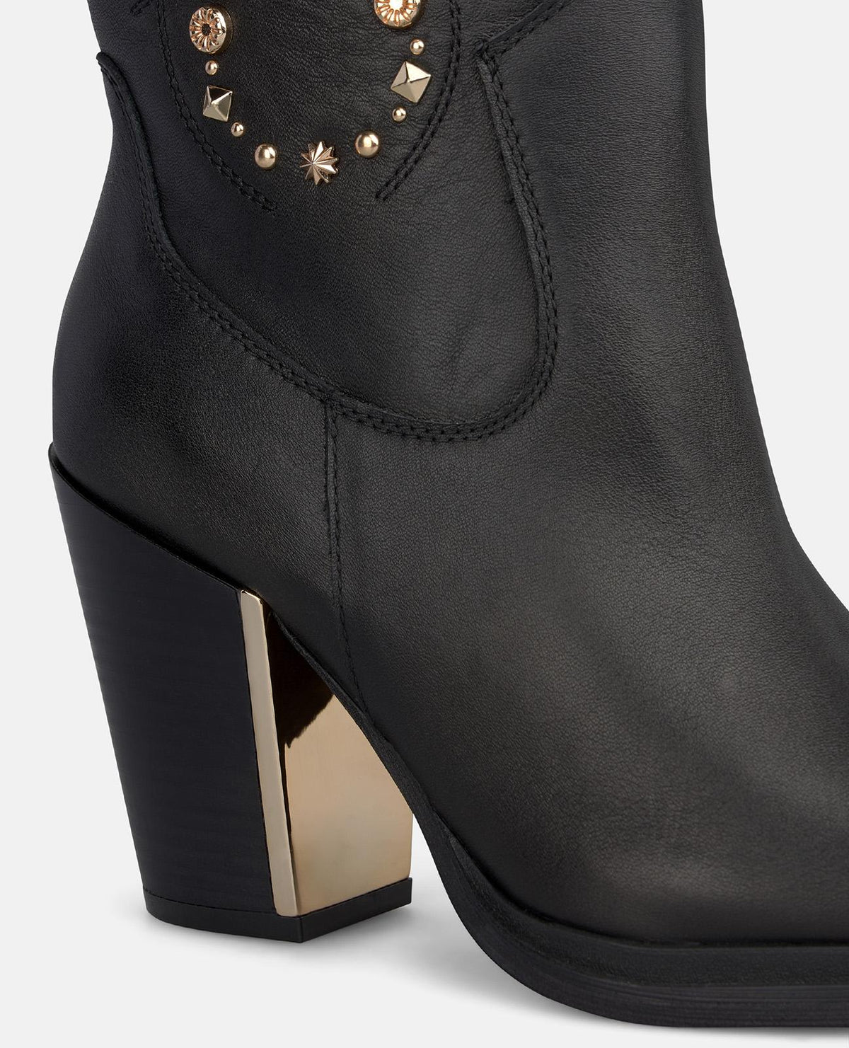 BOTA COWBOY DE NAPA CON TACHAS METÁLICAS