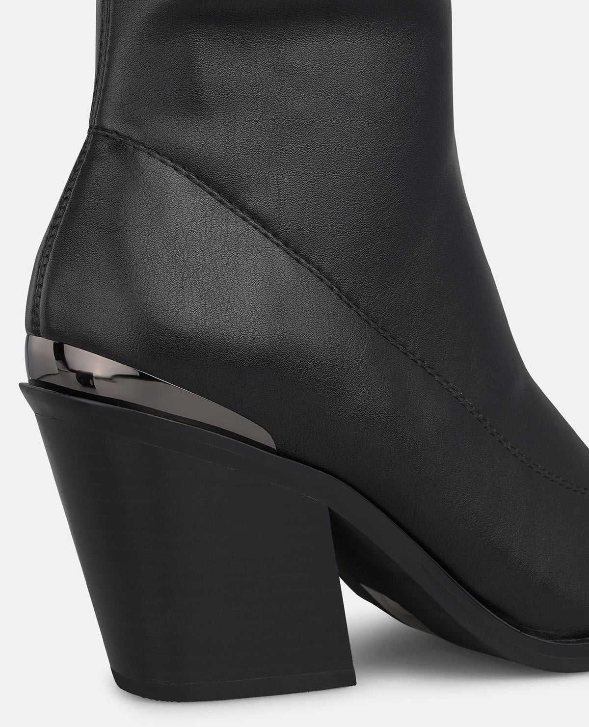 BOTA ALTA EN EFECTO PIEL