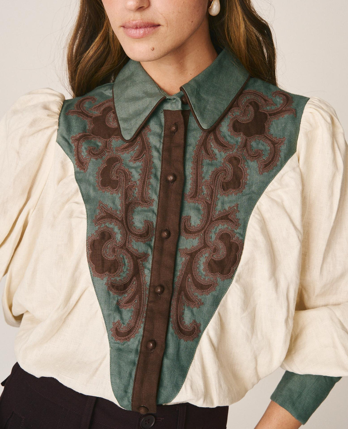 CAMISA LINO BORDADA