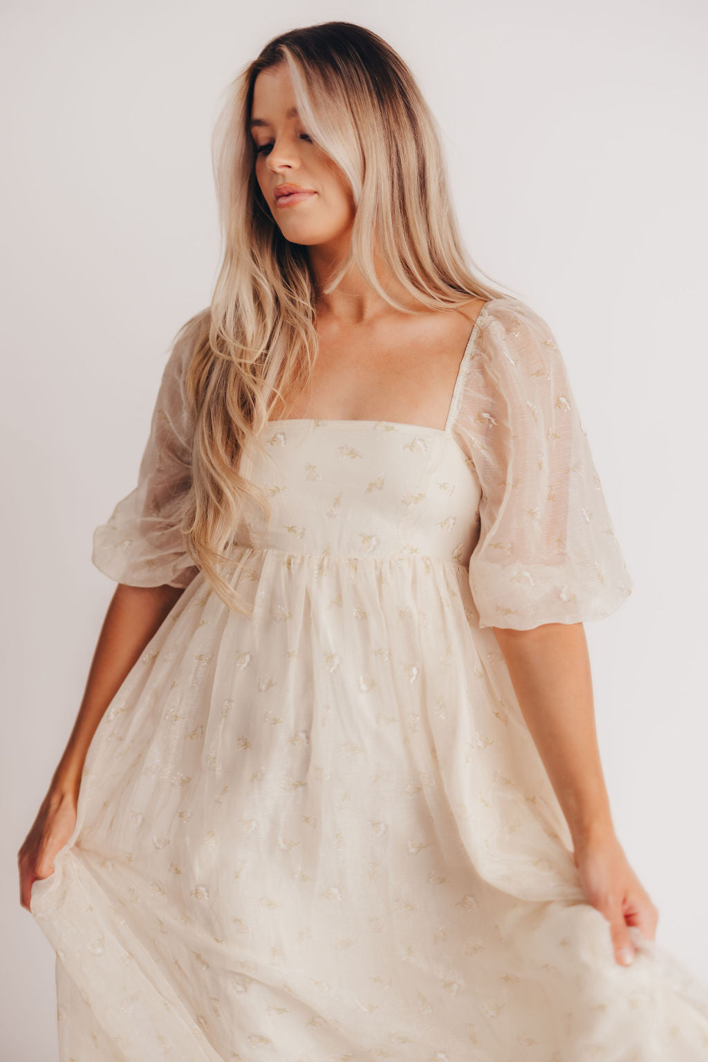 Jimena · Vestido maxi de flores con smock - Apto premamá y tallas inclusivas (S-4XL)