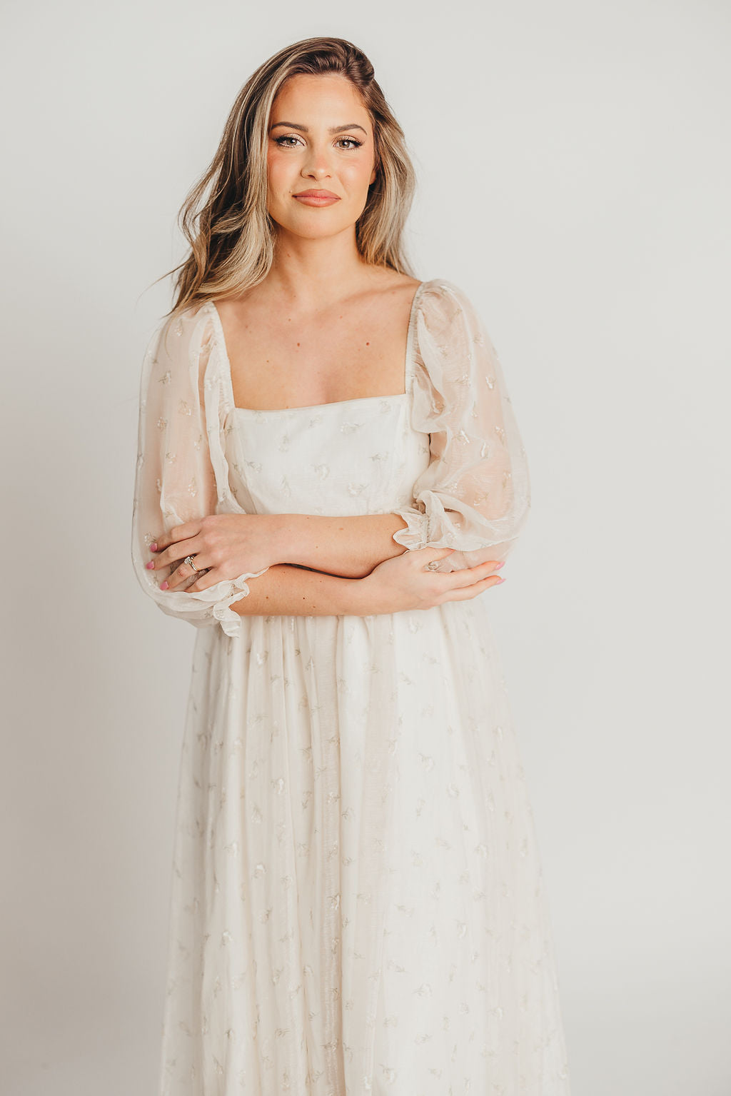Jimena · Vestido maxi de flores con smock - Apto premamá y tallas inclusivas (S-4XL)