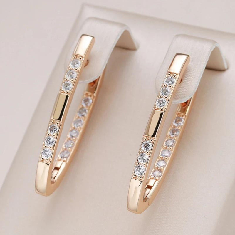 Pendientes Elegantes de Circonita Dorada