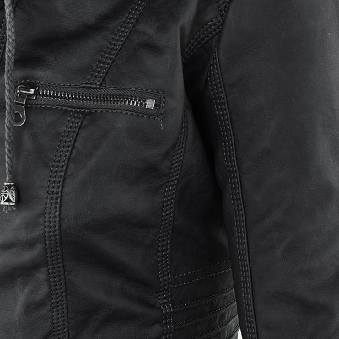 Detalle de la chaqueta Flavia: nervaduras del puño