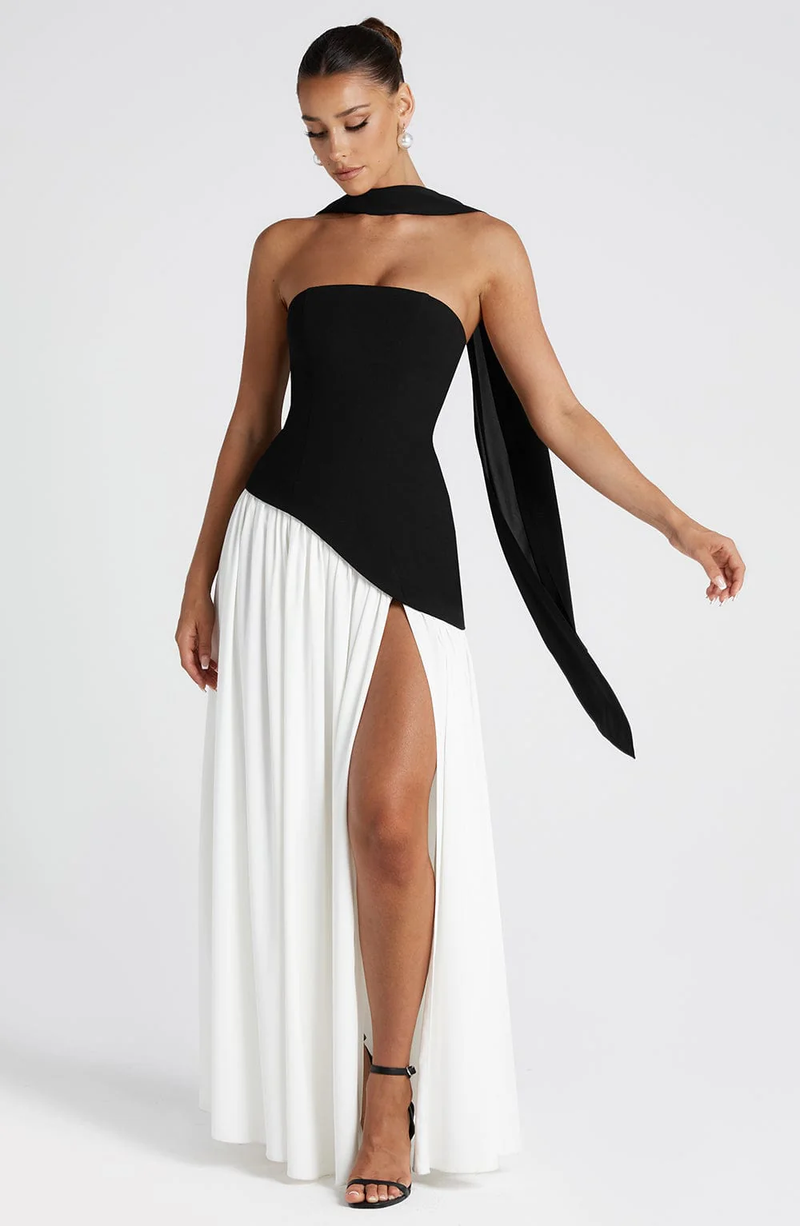 Vega • Vestido Maxi Sin Tirantes con Bufanda a Juego