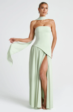 Vega • Vestido Maxi Sin Tirantes con Bufanda a Juego