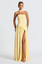 Vega • Vestido Maxi Sin Tirantes con Bufanda a Juego