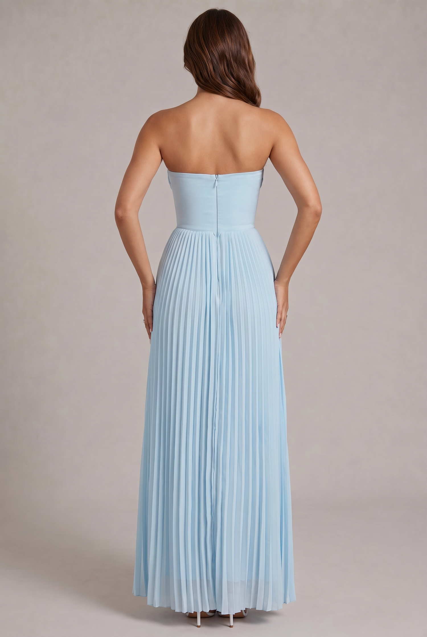 Isadora • Elegante Vestido Maxi