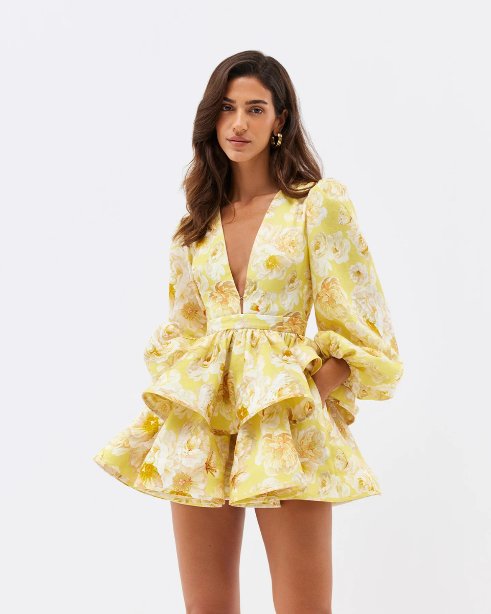 Lilly • Vestido Mini con Peplum en Capas