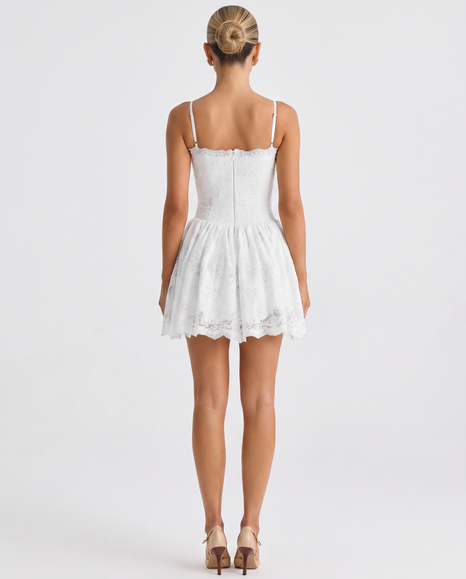 Tracie • Vestido Mini con Encaje Broderie Anglaise