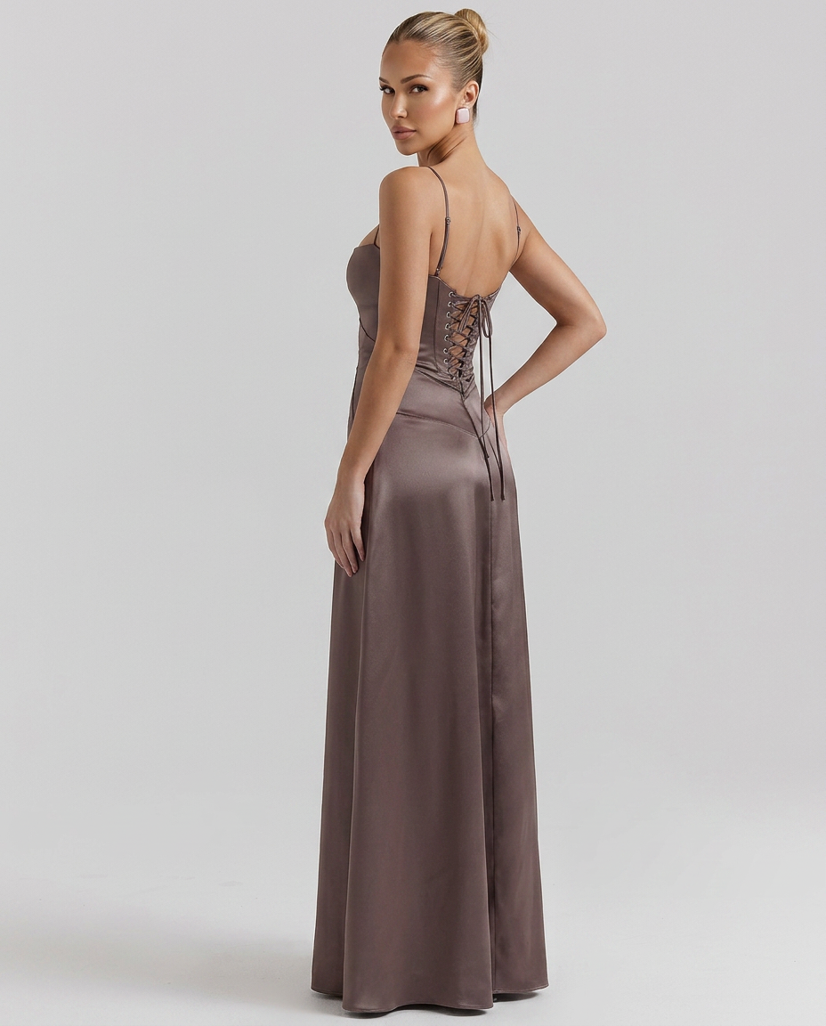 Phoebe • Vestido Maxi con Espalda Ajustable