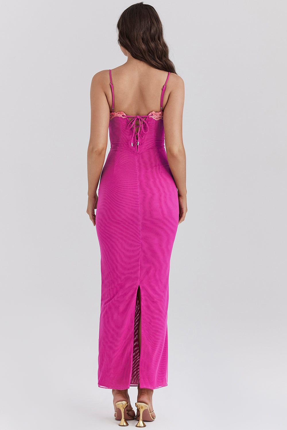Iris • Maxi con Encaje y Espalda Abierta