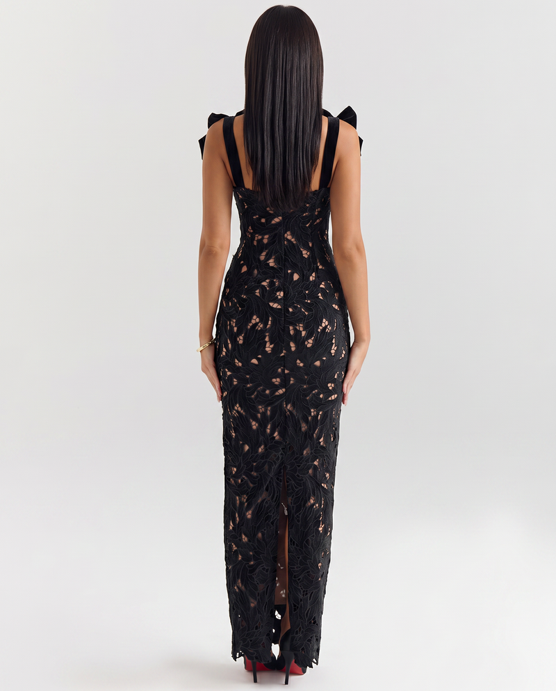 Thalina • Vestido Maxi con Encaje y Tirantes de Lazo
