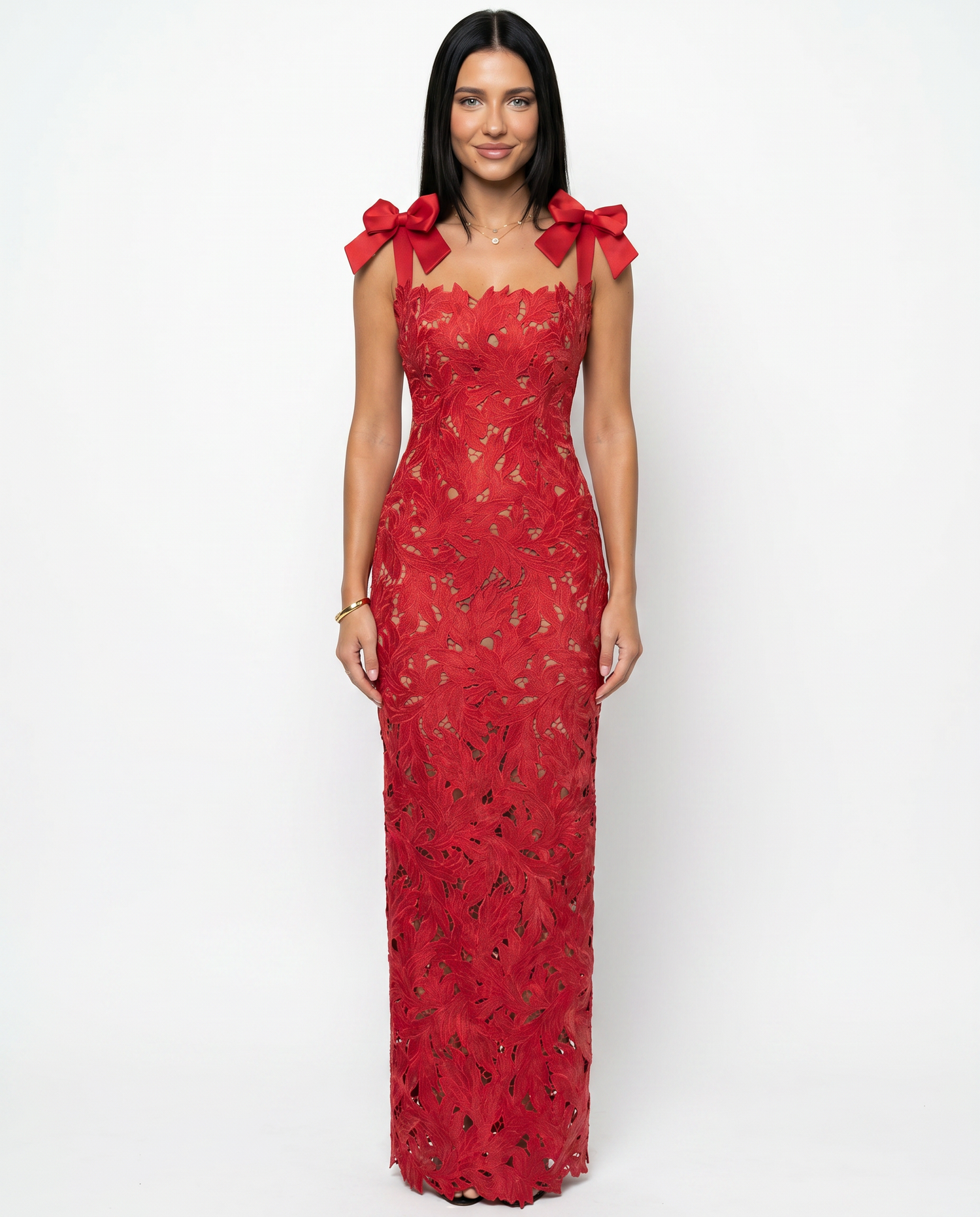 Thalina • Vestido Maxi con Encaje y Tirantes de Lazo
