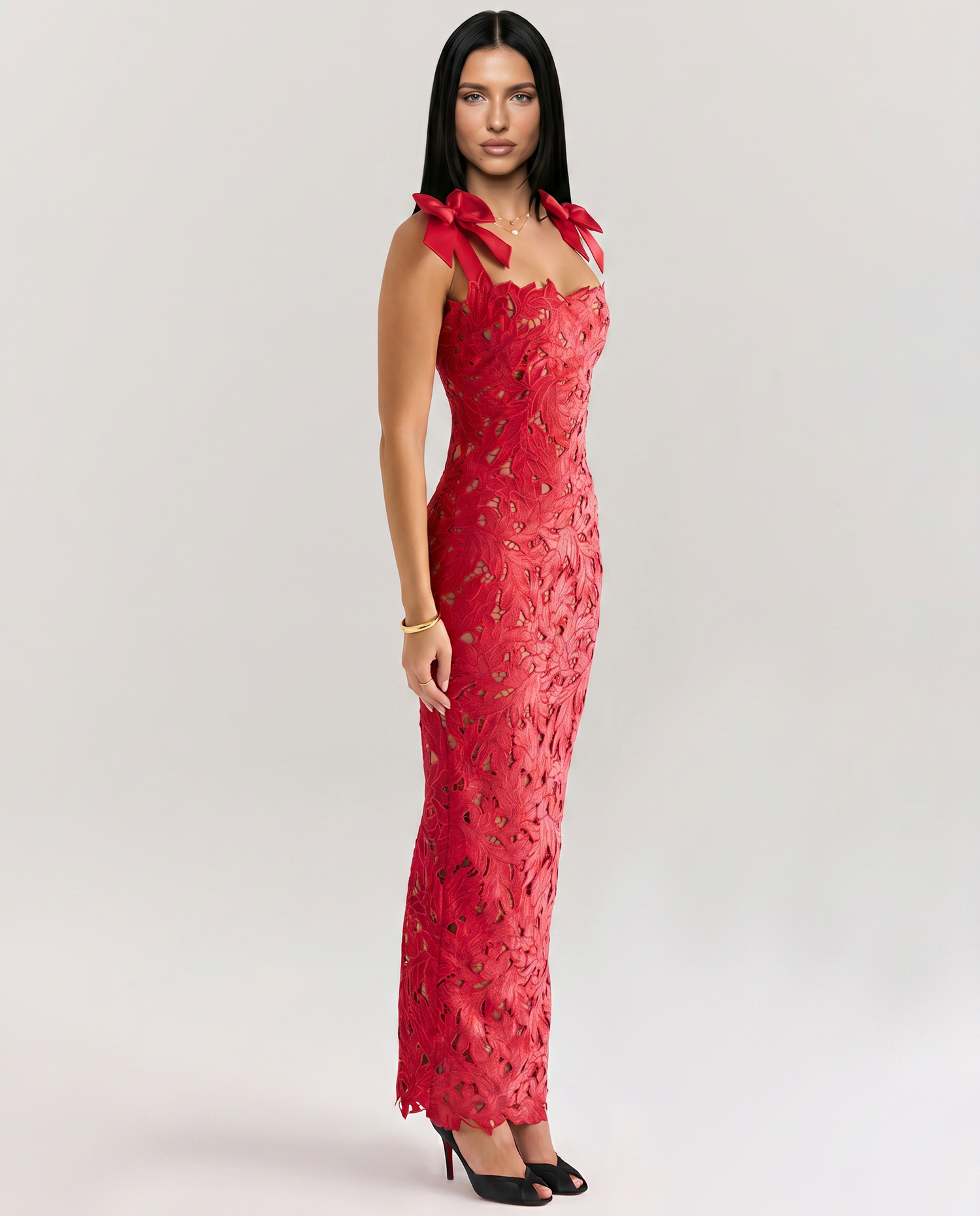 Thalina • Vestido Maxi con Encaje y Tirantes de Lazo
