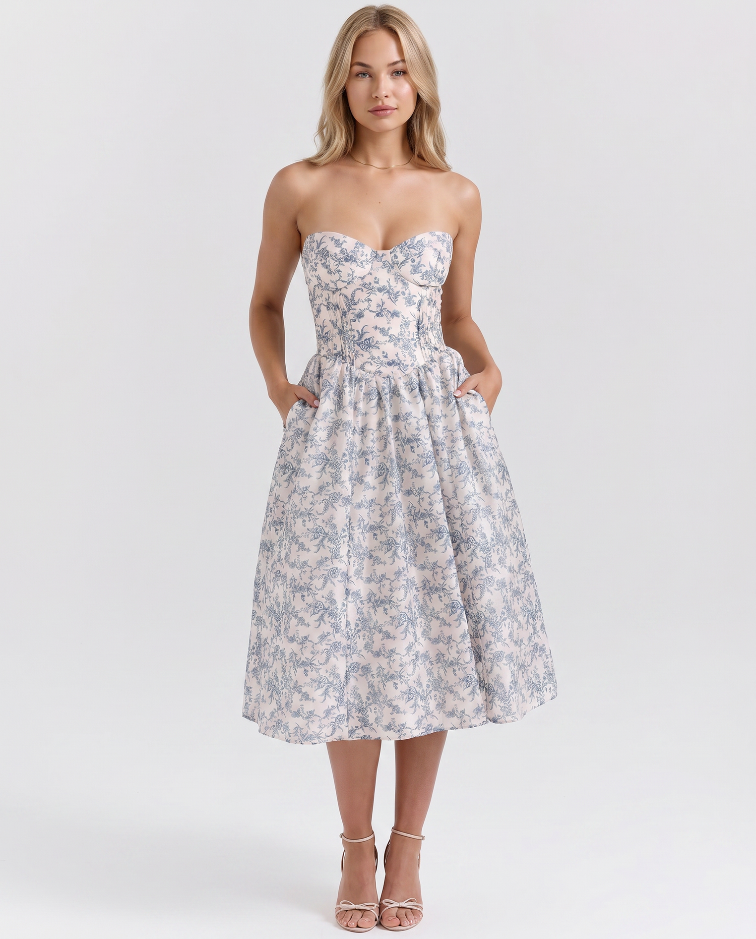 Claudia • Midi Strapless con Corsé
