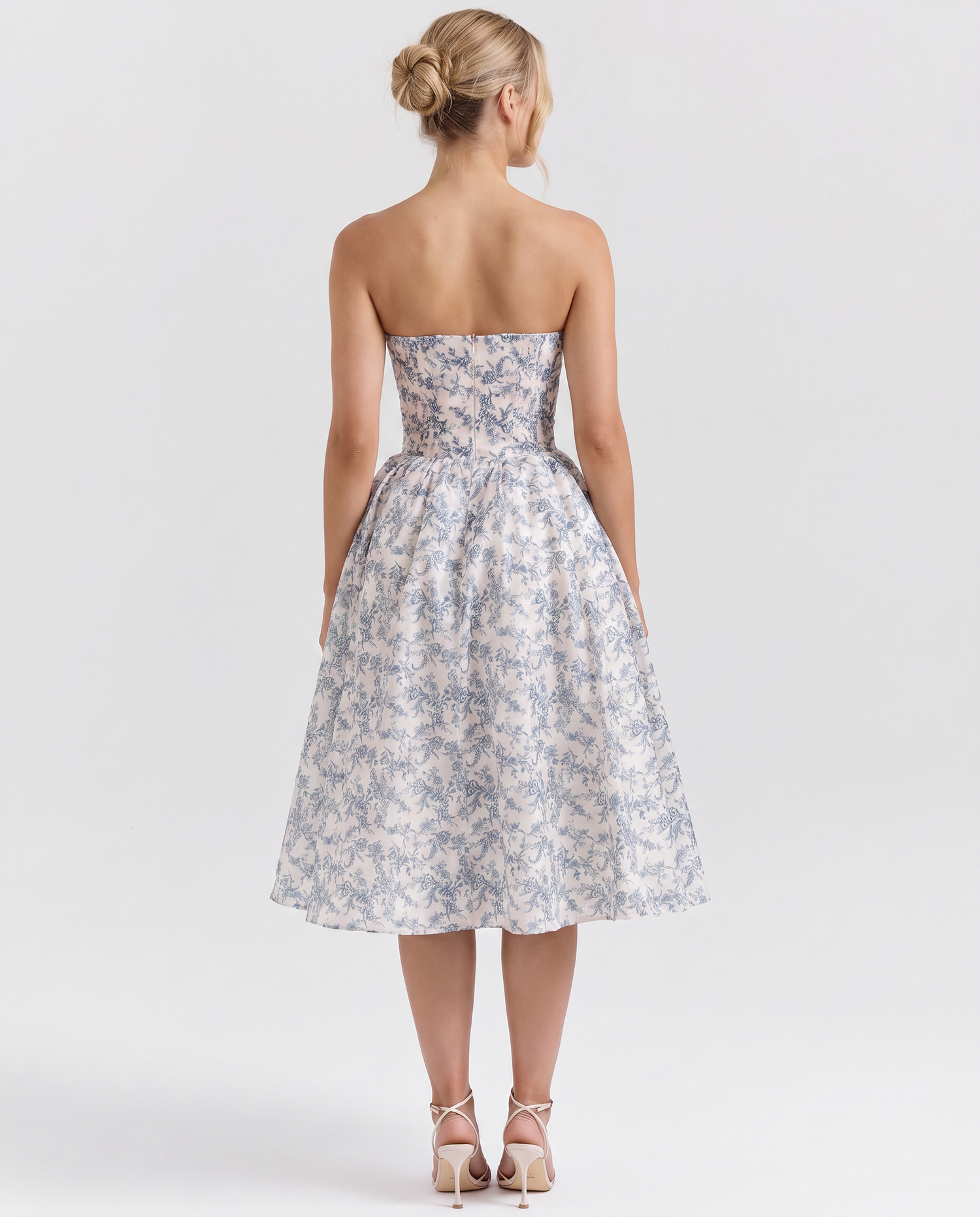 Claudia • Midi Strapless con Corsé