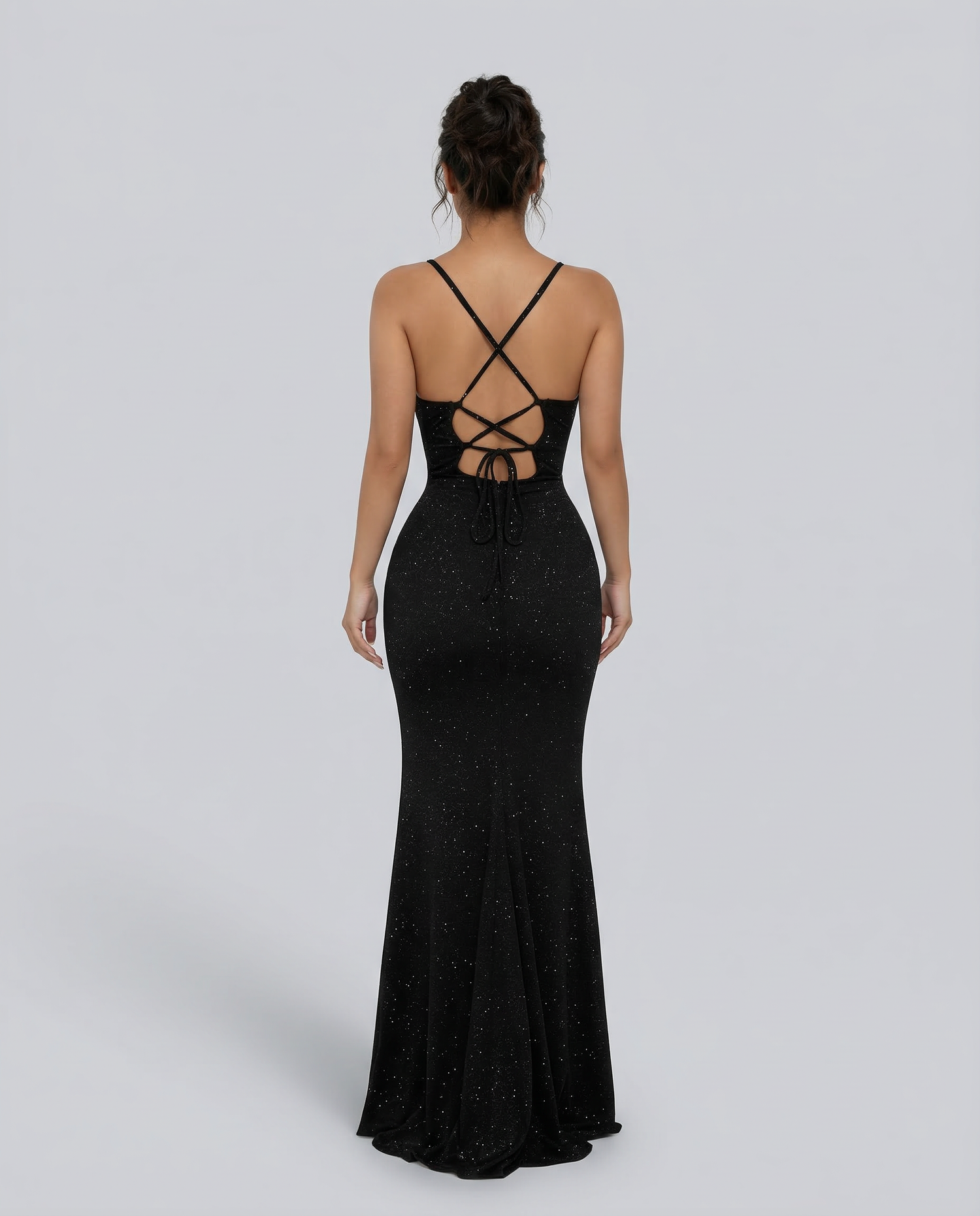 Aria • Vestido Maxi con Detalle de Espalda Cruzada