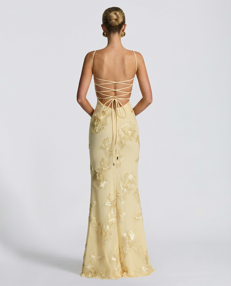 Angela • Vestido Floral con Espalda Abierta