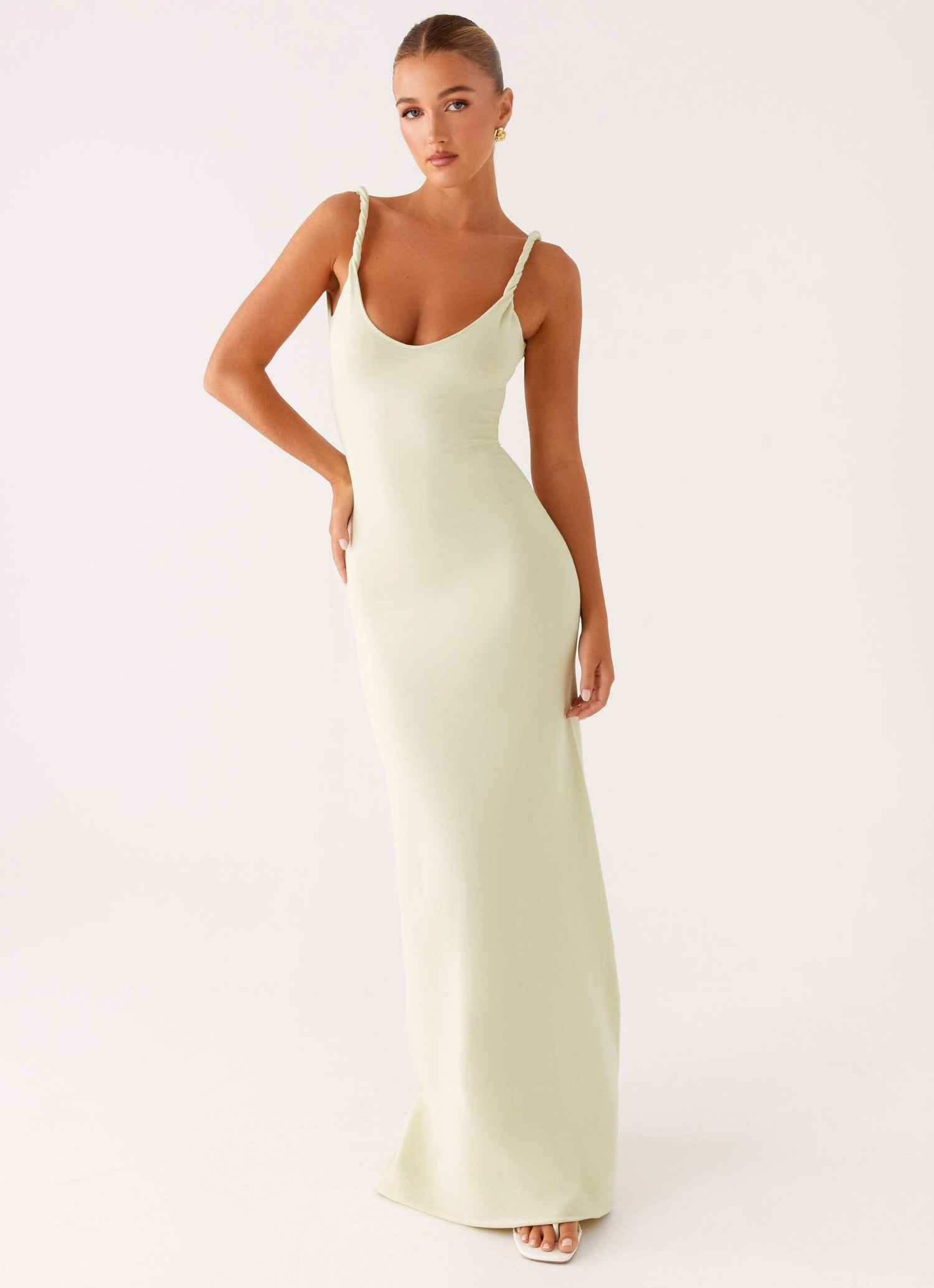 Shawna • Vestido Maxi con Tirantes Torcidos
