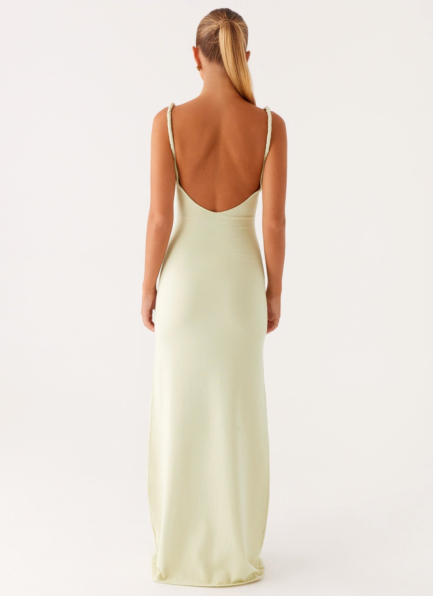 Shawna • Vestido Maxi con Tirantes Torcidos