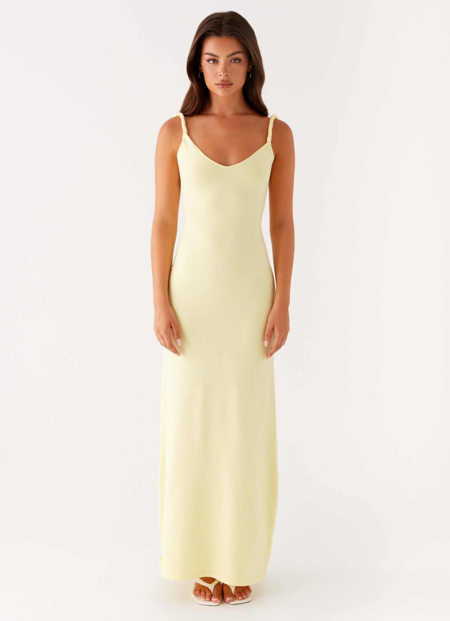 Shawna • Vestido Maxi con Tirantes Torcidos