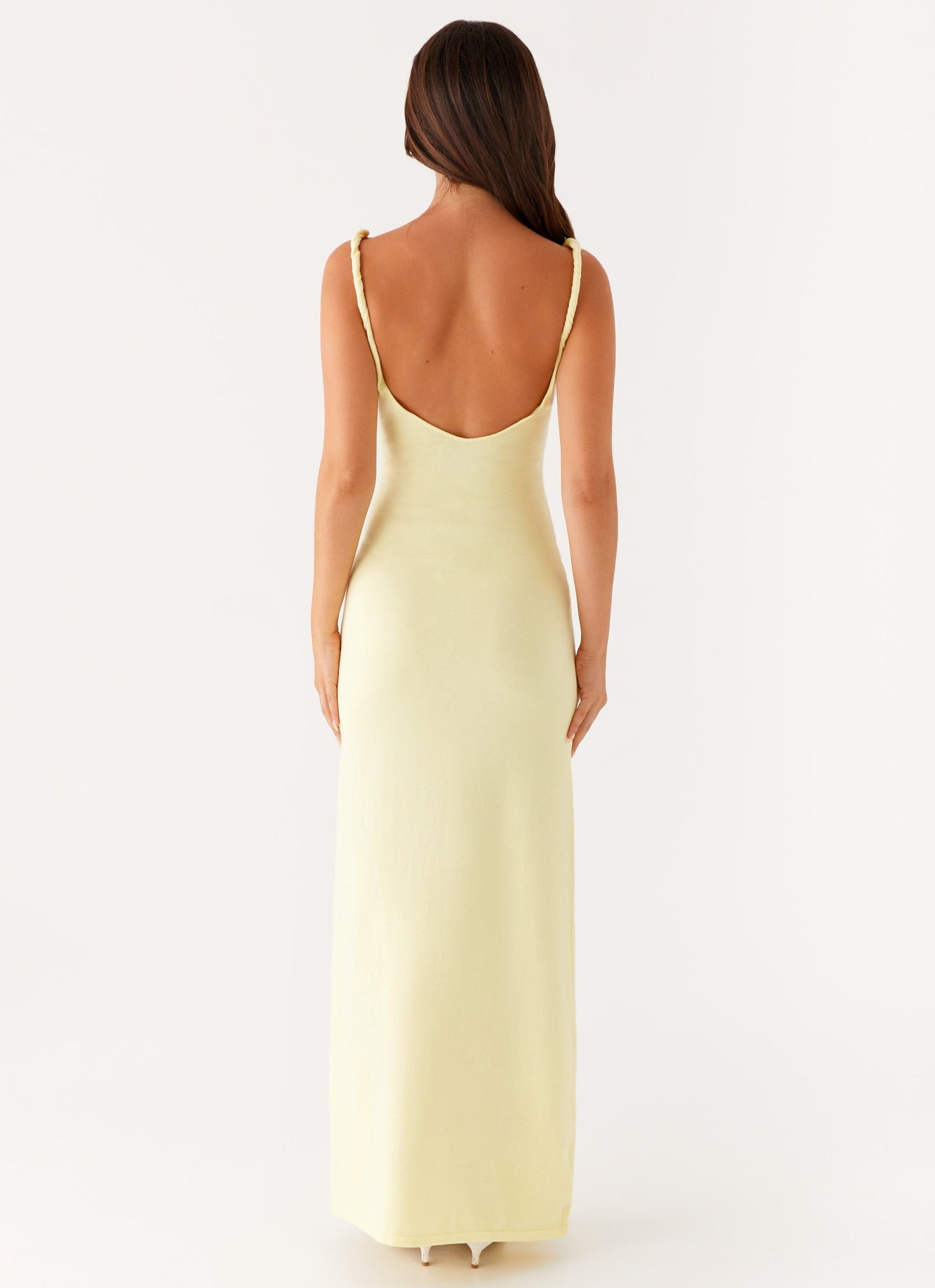 Shawna • Vestido Maxi con Tirantes Torcidos