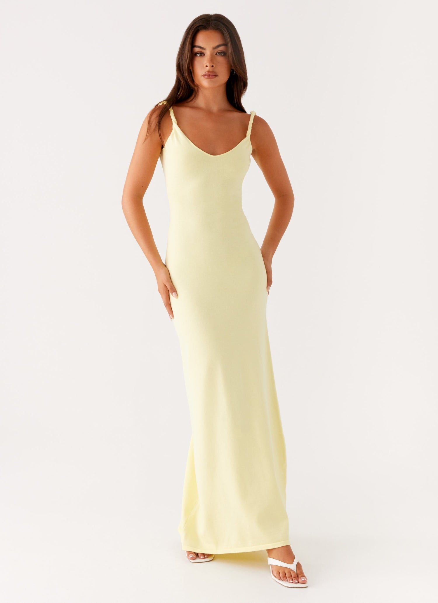 Shawna • Vestido Maxi con Tirantes Torcidos