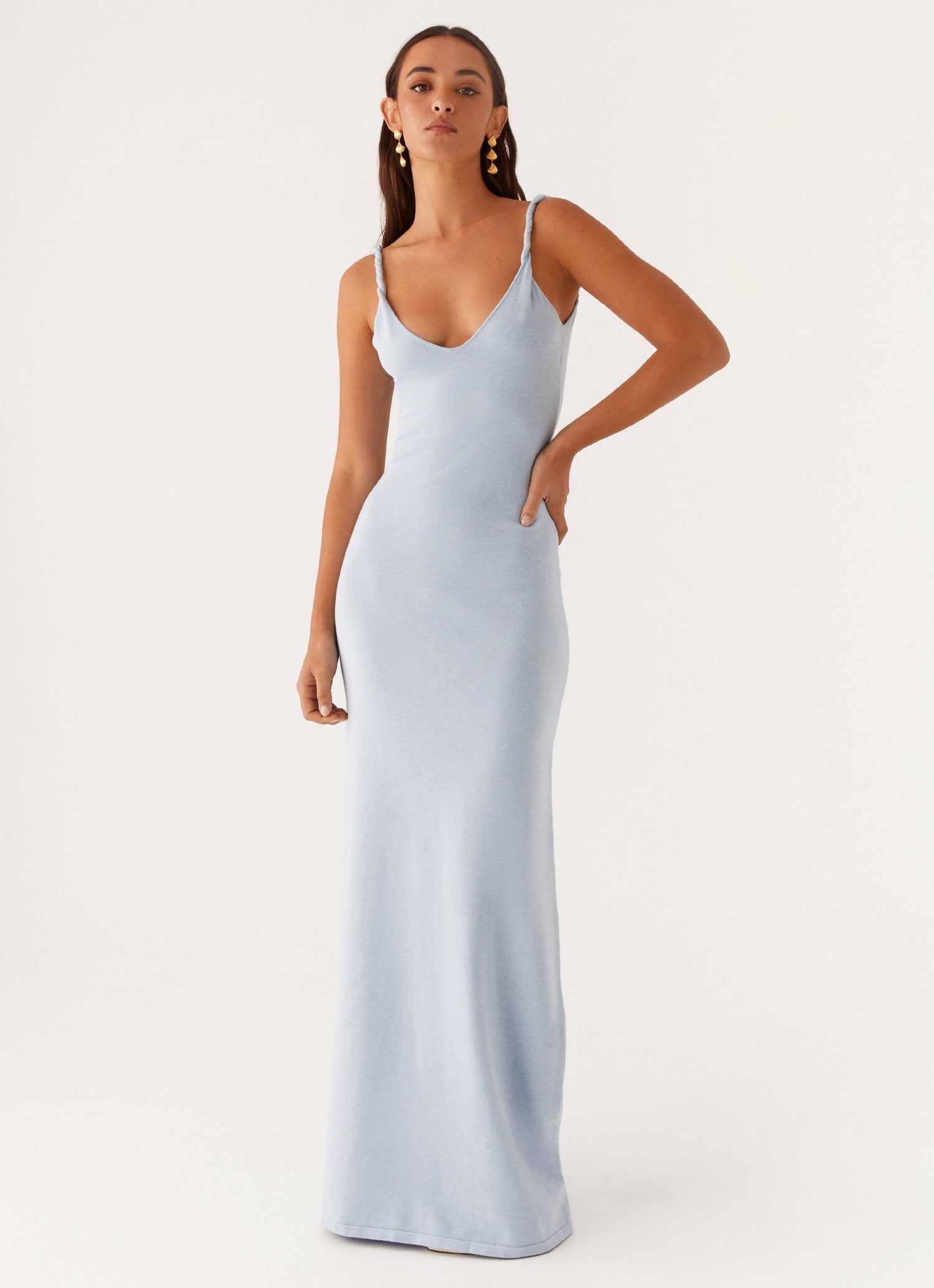 Shawna • Vestido Maxi con Tirantes Torcidos