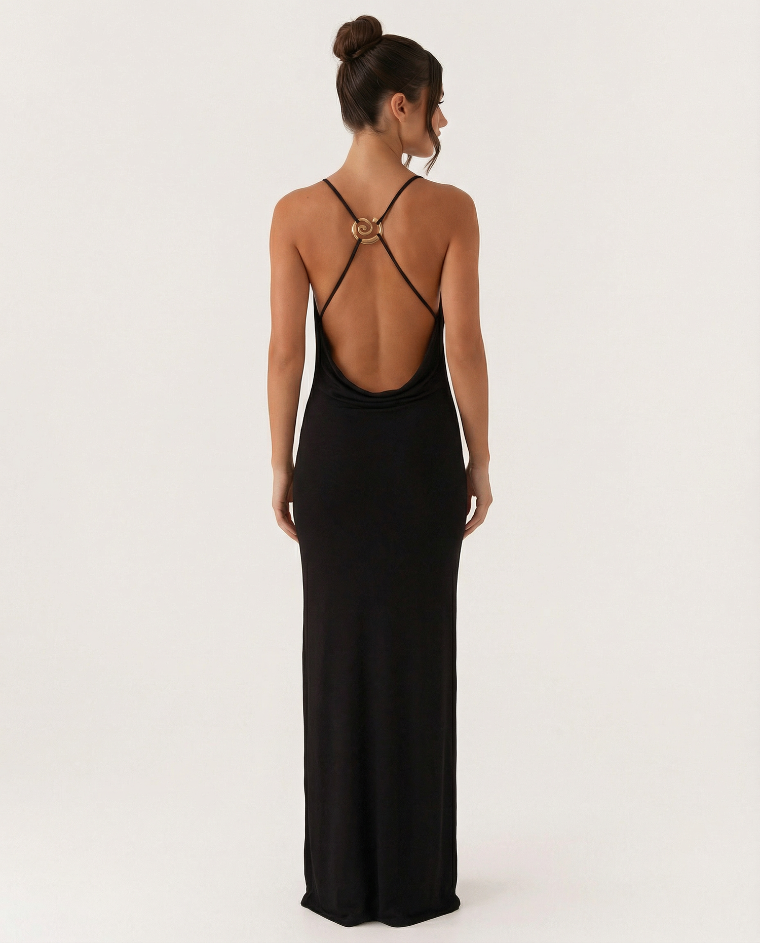 Sherri • Vestido Maxi con Cuello de Cowl y Espalda Abierta