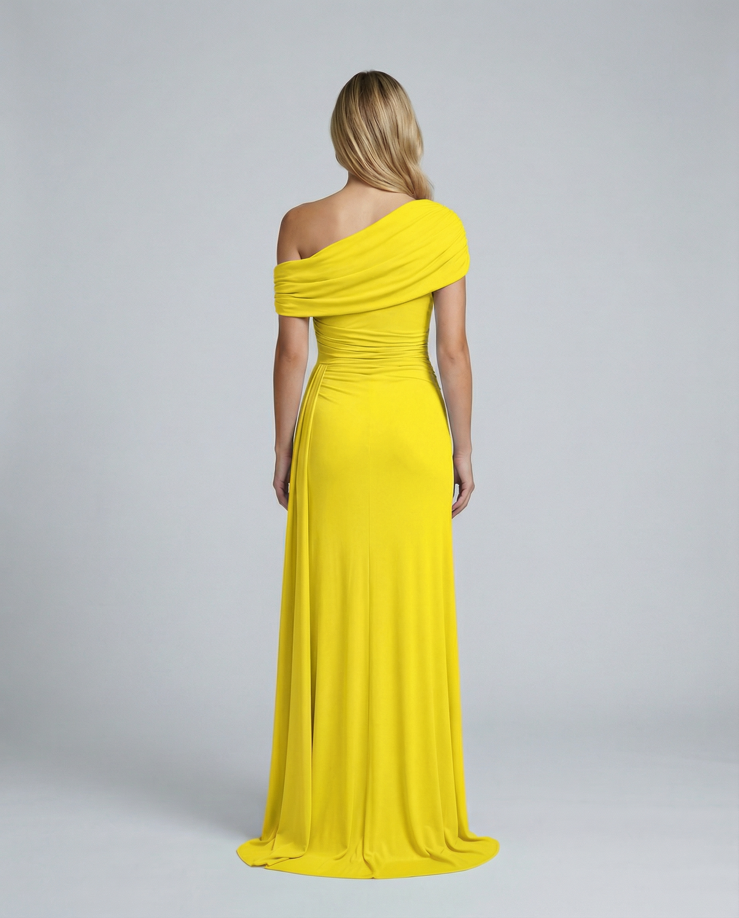Aida • Vestido Maxi Arrugado de Un Hombro