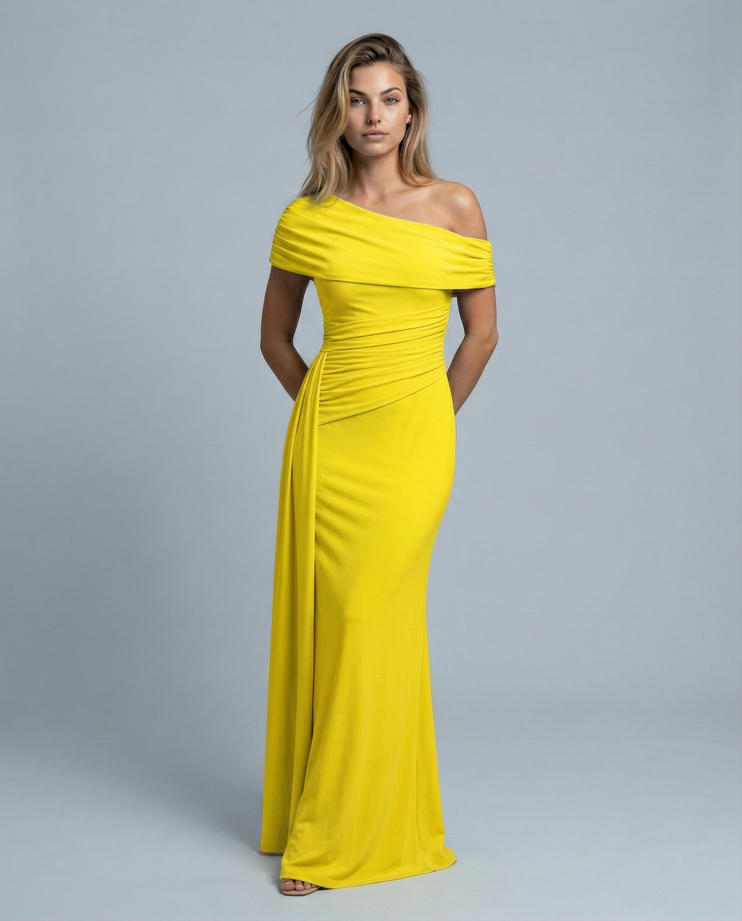 Aida • Vestido Maxi Arrugado de Un Hombro