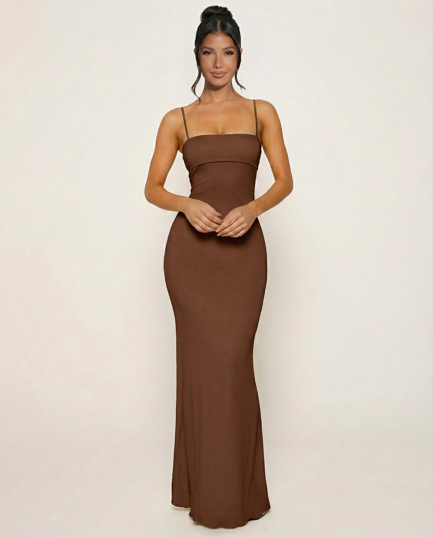 Maggie • Vestido Maxi con Corte