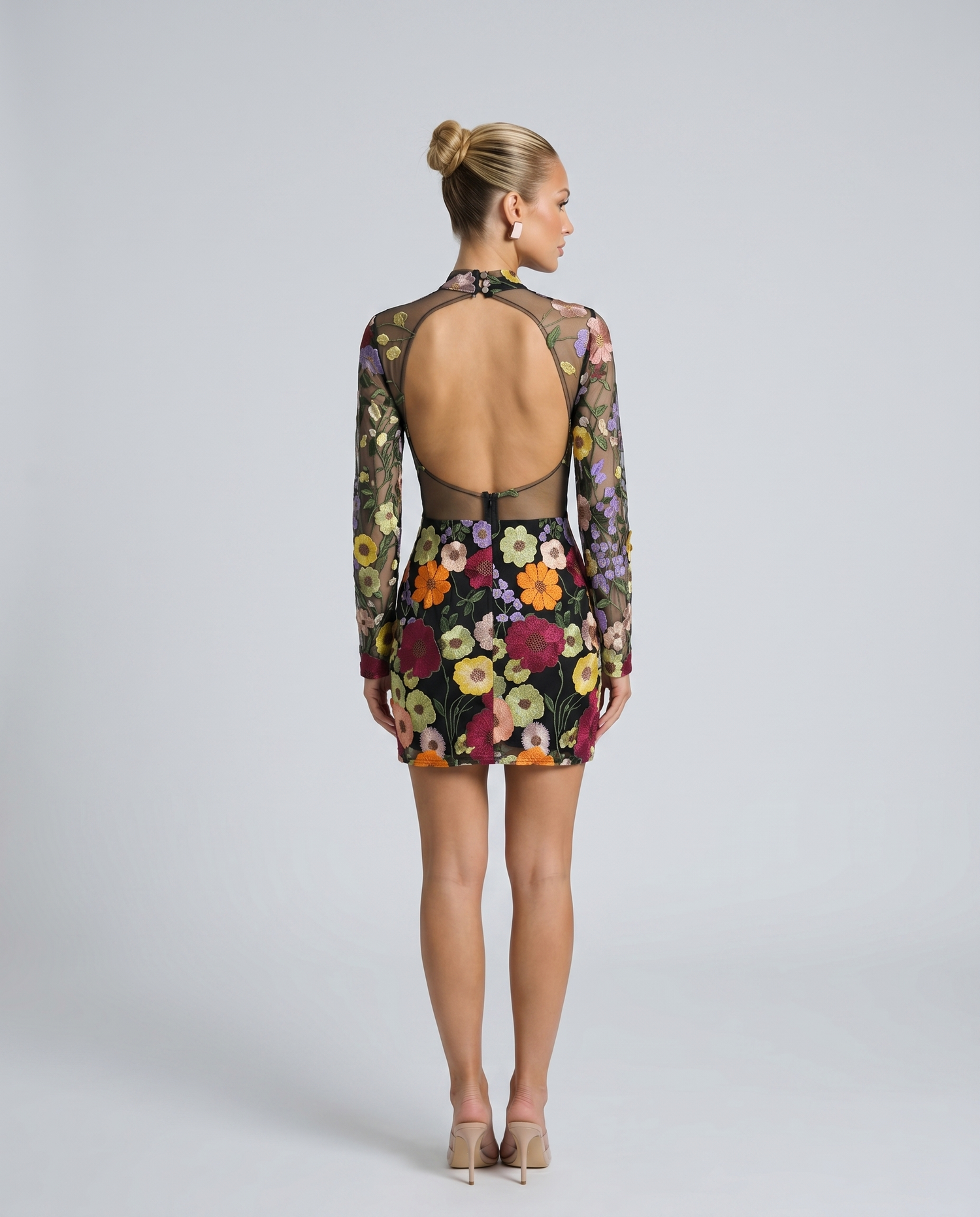 Anne • Mini Bordado Floral Transparente