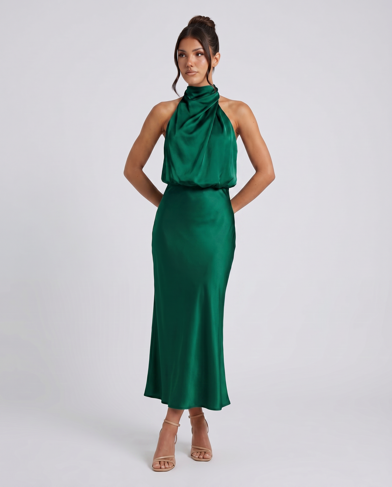 Francesca • Vestido Midi con Escote Halter Drapado