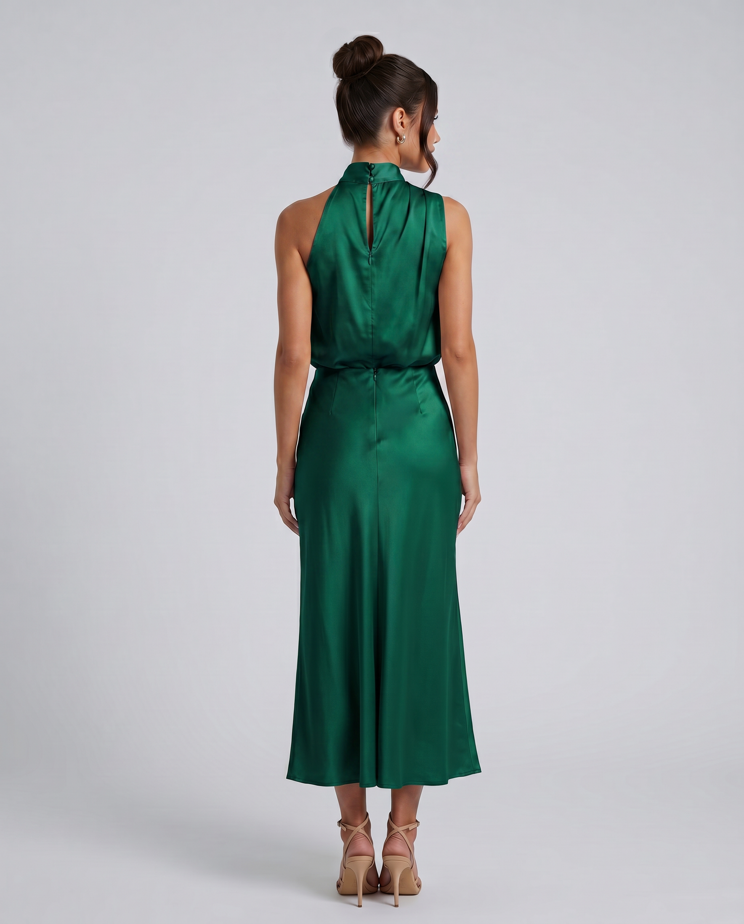 Francesca • Vestido Midi con Escote Halter Drapado