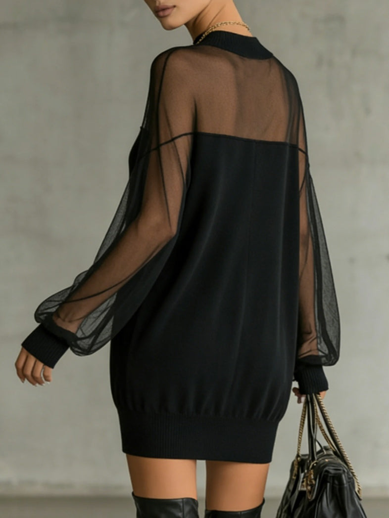Domitille | Mini Vestido Negro, Mangas de Malla Transparente, Cuello Alto