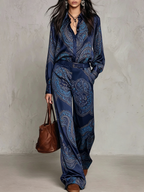 Gloria | Camisa de Seda de Manga Larga con Estampado Paisley Burdeos y Pantalones de Pierna Ancha