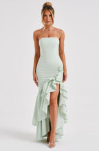 Emilia • Vestido Maxi Floral Lace Grace