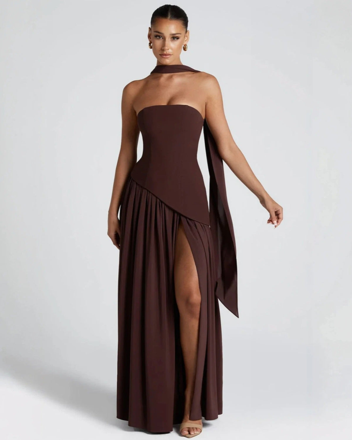 Alessia • Vestido Maxi Escote Strapless con Abertura